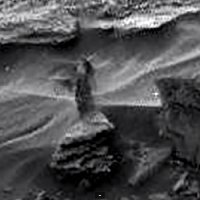 NASA: На Марсе сфотографировали силуэт женщины