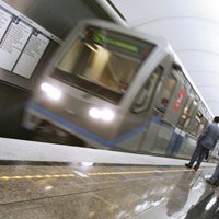 В Петербурге на станции метро «Московские ворота» мужчина бросился под поезд