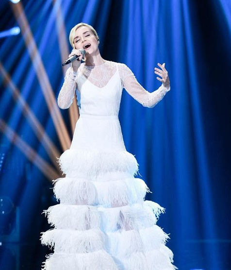 Несмотря на траур, Полина Гагарина отыграла концерт в Красноярске
