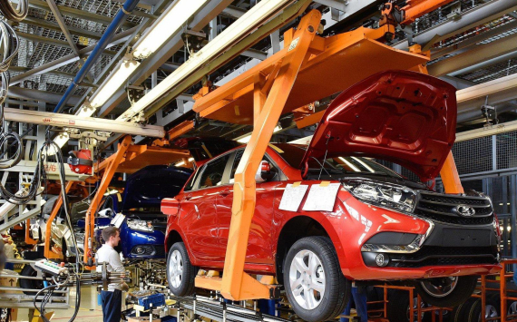 АвтоВАЗ планирует поднять цены на автомобили на 40-140 тыс. рублей уже в ноябре