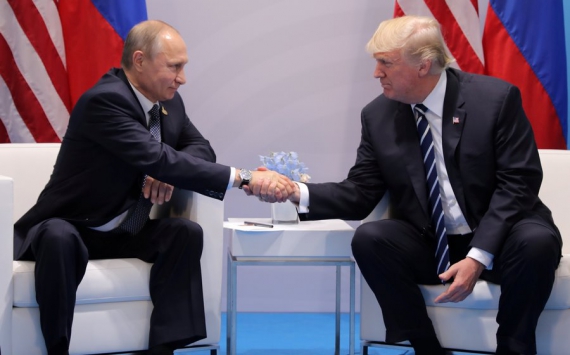Экономисты: Встреча Трампа и Путина окажет на рубль стабилизирующий эффект