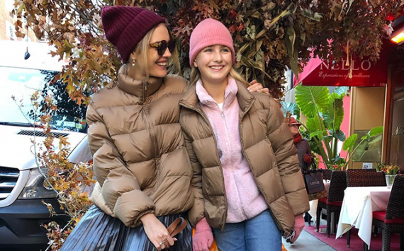 Супермодель Наталья Водянова продолжает отдыхать с детьми в Нью-Йорке
