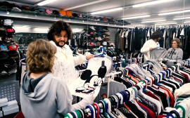 «Эксклюзивные вещи из знаменитой гардеробной»: Филипп Киркоров объявил о продаже своих нарядов