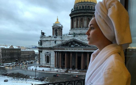 На фоне слухов о разводе Полина Гагарина уехала в Санкт-Петербург