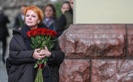 «Будут только свои»: Клара Новикова рассказала, как пройдут похороны сатирика Анатолия Трушкина