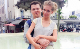 Кристина Асмус и Гарик Харламов отписались друг от друга в соцсетях