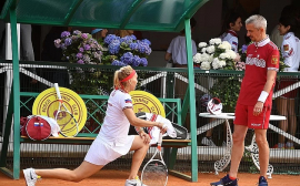 Влюбленными глазами: как Ксения Собчак поддерживала Константина Богомолова на теннисном турнире