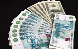 Экономист Петроневич спрогнозировал укрепление рубля к лету