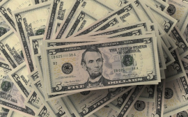 Экономист Катасонов предрек россиянам обнуление накоплений в долларах
