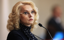 Татьяна Голикова предложила запретить подросткам аборты без согласия родителей