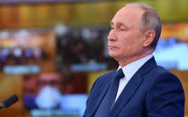 Владимир Путин поручил разработать комплекс мер для сокращения оттока россиян за границу