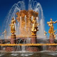 Столичные фонтаны начали радовать москвичей
