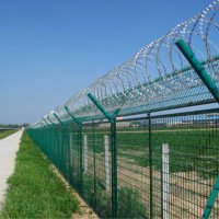 Эстония намерена возвести на границе с Россией 2-метровый забор
