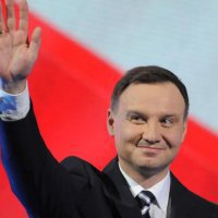 Польский глава намерен обсудить с канцлером Германии усиление давления на РФ 