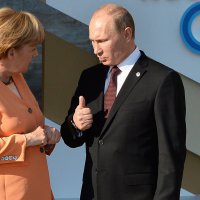 Сегодня Меркель обсудит с Путиным встречу по Украине