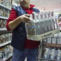 Минфин: Минимальная цена на водку с 13 июня поднимется до 190 рублей  