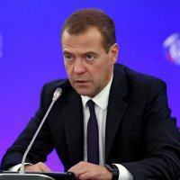 Медведев: В планах на 2017 год возвратить индексацию пенсий в полном объеме 