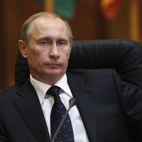 Путин: В 2017 году мы продолжим поддерживать отечественный автопром