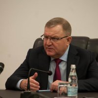Мэр Балашихи Евгений Жирков провёл оперативное совещание с представителями коммунальных и дорожных служб в 6 часов утра