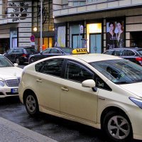 В Подмосковье утвержден законопроект о едином цвете для местных такси