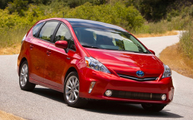 "Росстандарт" ставит в известность владельцев гибридов Toyota Prius о том, что их авто подлежат перепрограммированию