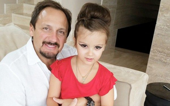 Изменивший внешность Стас Михайлов опубликовал фото с дочерью