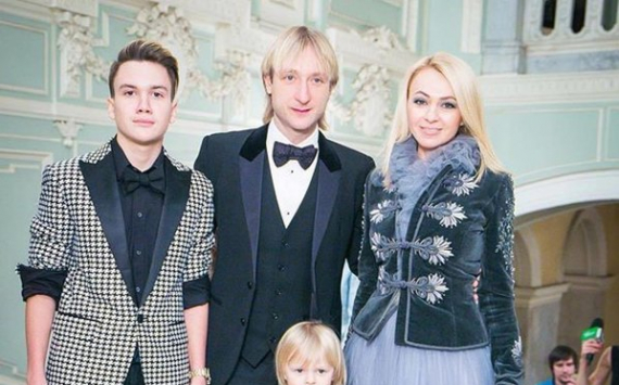 Яна Рудковская на майских праздниках пересмотрела шестой сезон шоу «Голос. Дети»