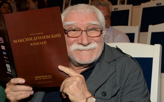 Армен Джигарханян вернулся в родной театр после долгого перерыва