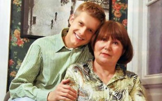 «Меня мама била»: Борис Корчевников вспомнил о своем детстве