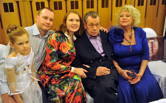 Вдова Николая Караченцова пригласила Аллу Пугачеву на вечер памяти