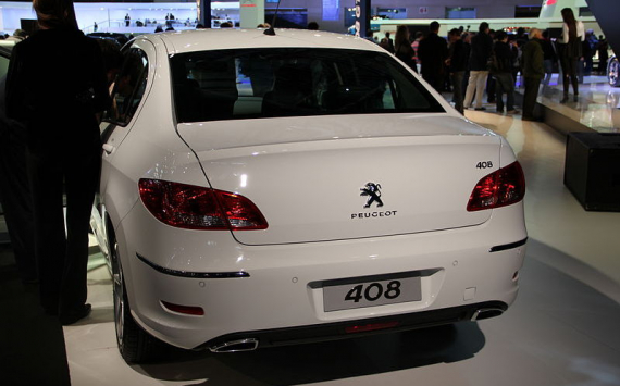 Peugeot 408 после установки системы ЭРА-ГЛОНАСС подорожал на 12 тыс. рублей