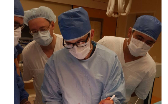 ФЦССХ начал проводить подкожные имплантации кардиовертеров-дефибрилляторов