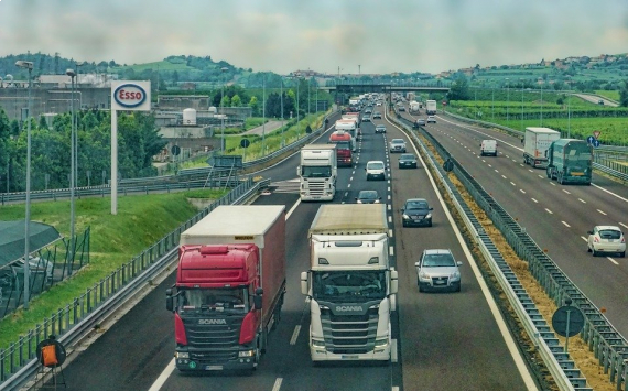 Эксперт: Чтобы регулировать движение грузовиков по МКАД нужны новые решения