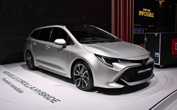 Обновлённая модель Toyota Corolla в России стала дороже на 36–42 тыс. рублей