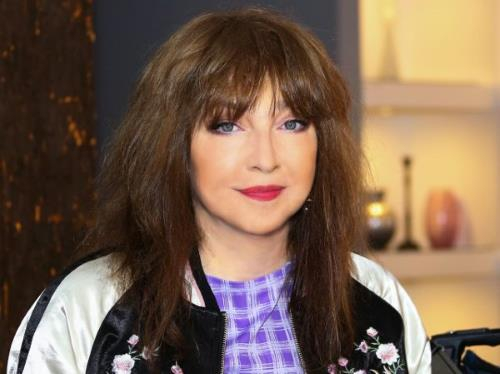 «Так получилось»: звезда 80-х Катя Семенова избавилась от одиночества в своей однушке