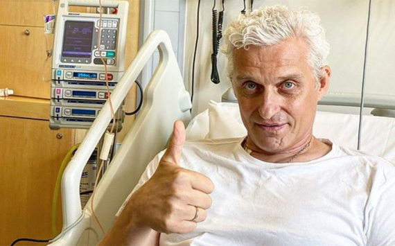 Олег Тиньков перенес операцию по пересадке костного мозга