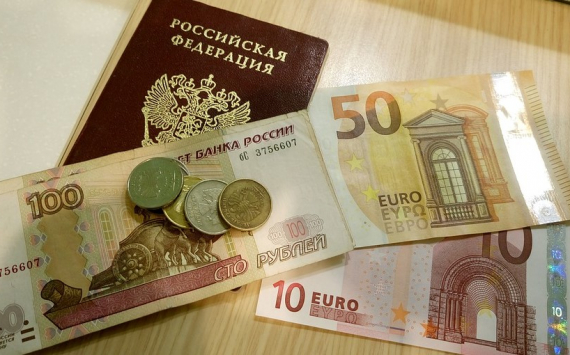 Александр Сафонов рассказал, когда повышение зарплат отразится на пенсиях россиян