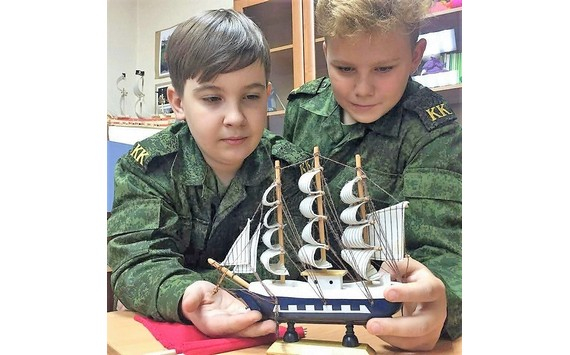 Морской кадетский класс имени Петра Великого: Служим Отечеству и Андреевскому флагу!