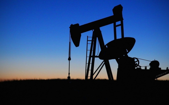Нефть подешевела до 60 долларов в преддверии встречи ОПЕК+ по увеличению мировых поставок