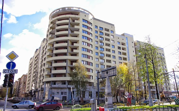 Состоятельные клиенты активно скупают элитное жилье в Москве