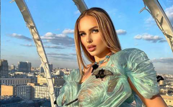 Певица Ханна показала обновки за полмиллиона рублей