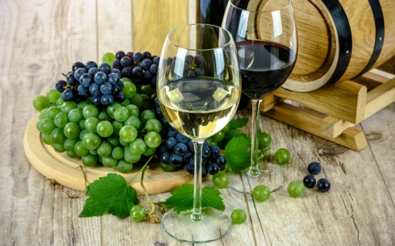 Виноделы предупредили о риске подорожания продукции из-за влияния импортируемых комплектующих