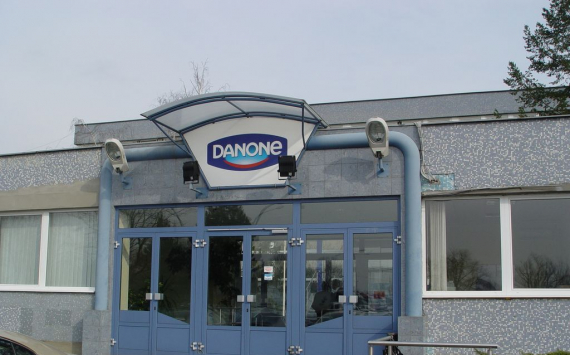 Компания Danone остаётся в России