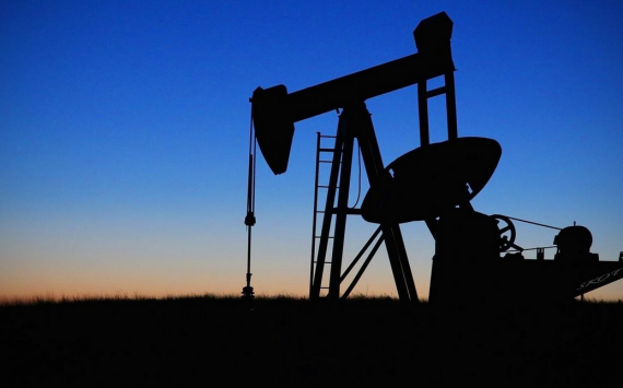 Поставки сырой российской нефти на азиатский рынок упали