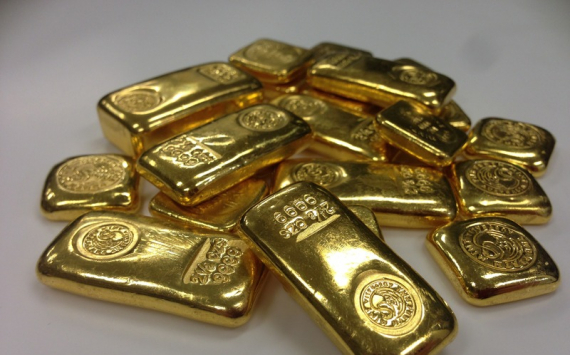 В российских банках заявляют о повышенном спросе на золотые слитки