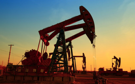 Новак: Новые санкции против российской нефти не станут трагедией