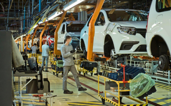 Российские автопроизводители хотят продолжить выпускать автомобили в «упрощённой» комплектации