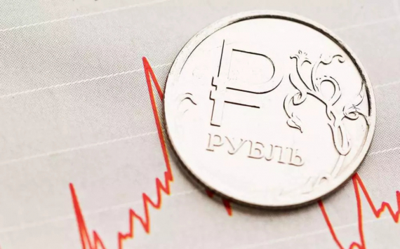Эксперты рассказали об основном препятствии, мешающем укреплению рубля