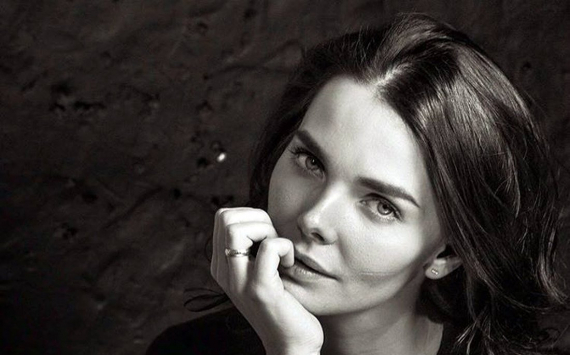 Российская актриса Лиза Боярская появилась на светском мероприятии спустя два года полного затворничества