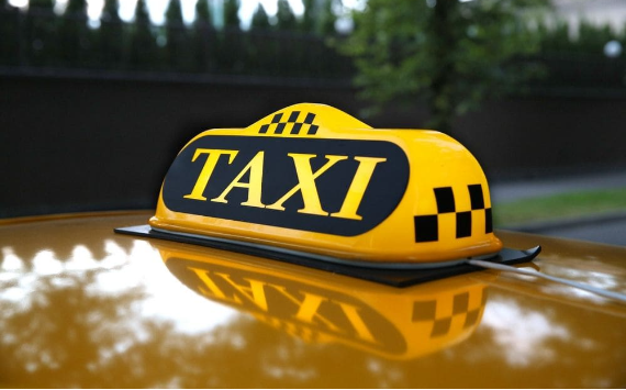 В РФ вводится обязательное страхование ответственности перевозчика перед пассажиром для автомобилей такси